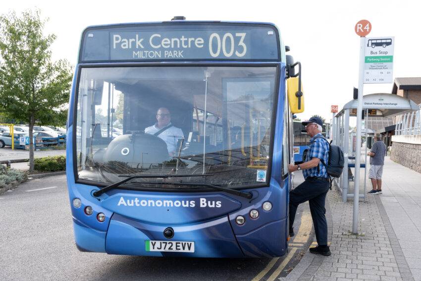 The UK’s first fully electric, full-size single decker autonomous bus service is now operating between Didcot Parkway train station and Milton Park