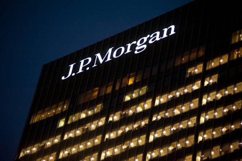 YouLend has announced the completion of a private securitisation transaction with global financial services firm J.P. Morgan as a senior lender and Castlelake, L.P. providing subordinate debt.